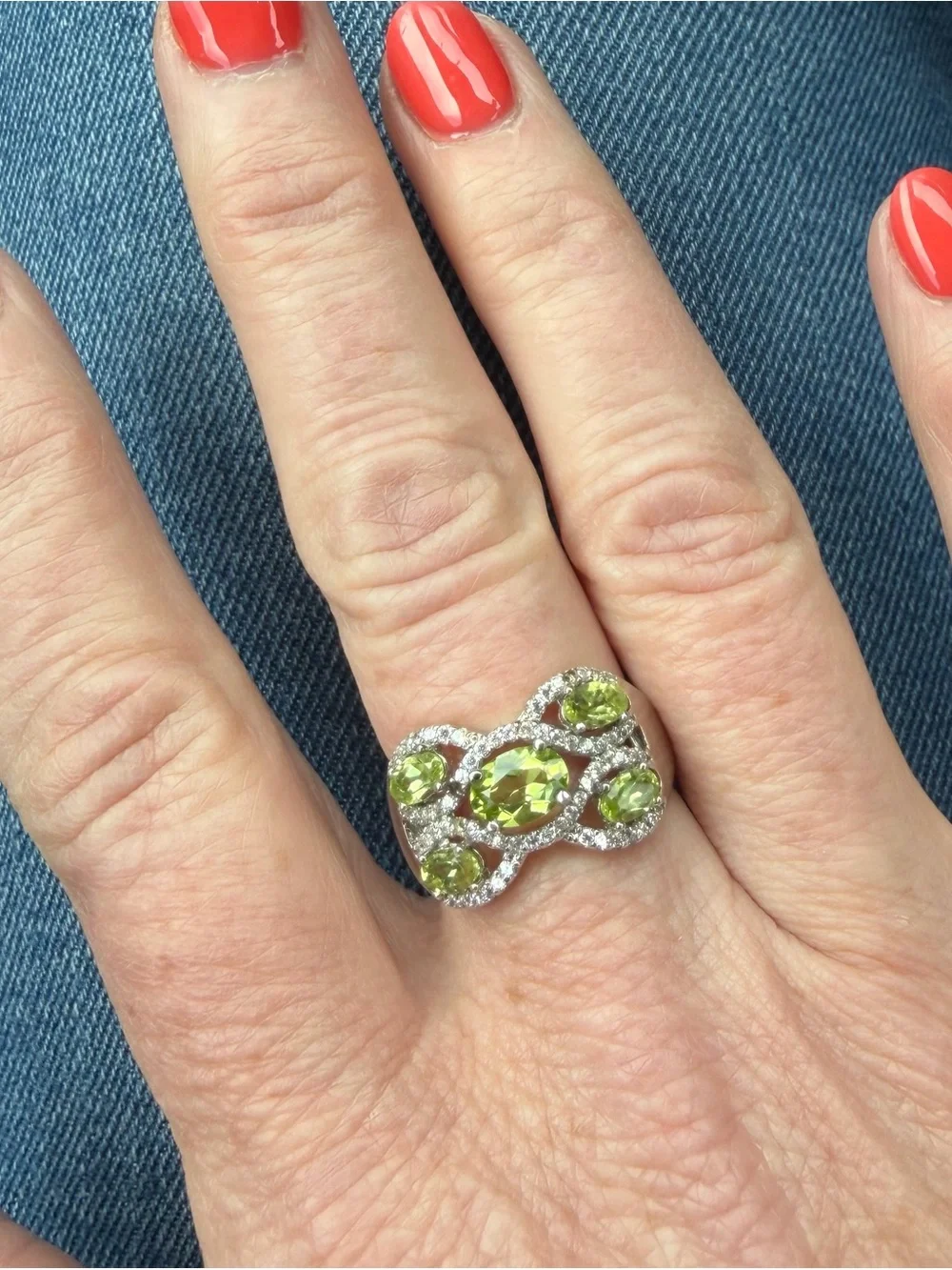 Beautiful Natural oval cut Burma Peridot 1.90CT 925 Sterling Silver Ring Size 9